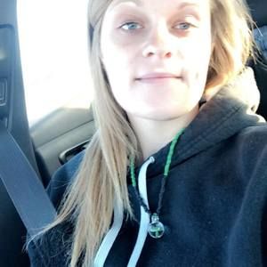 Meet your Posher, Vicky